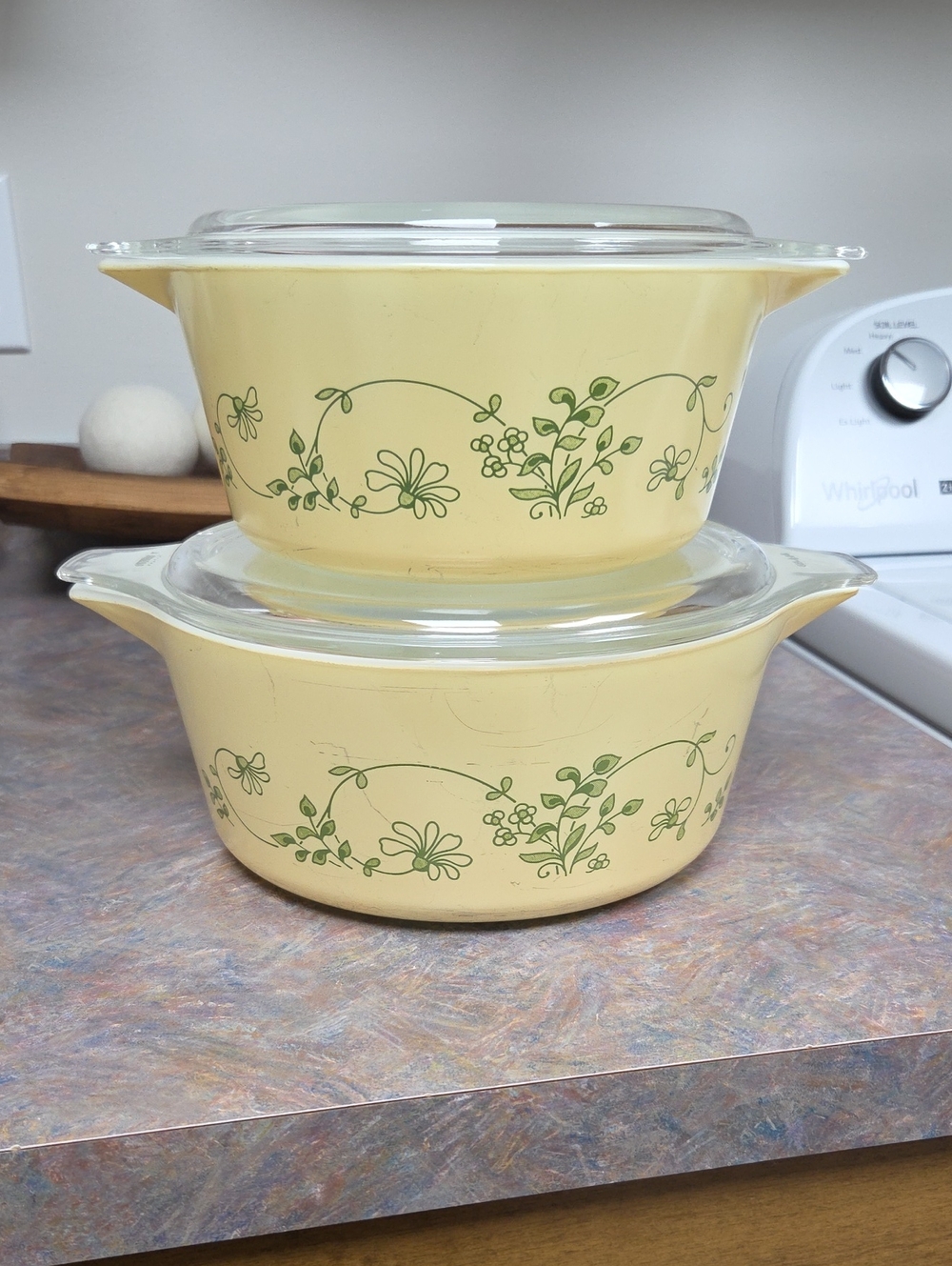 Set Of Vintage Pyrex Casserole Dishes